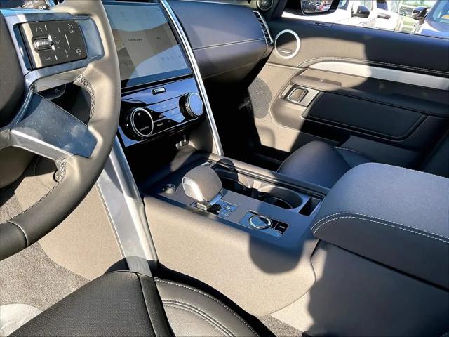 2026 Land Rover Discovery Gemini Edition