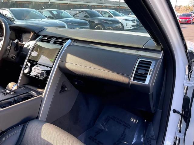 2026 Land Rover Discovery Gemini Edition