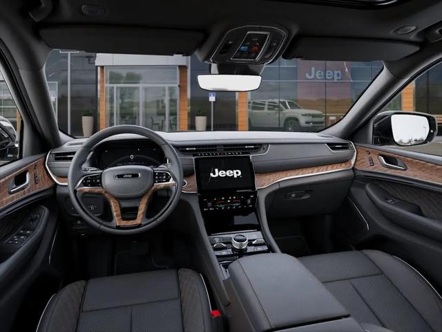 2025 Jeep Grand Cherokee L Summit 4x4