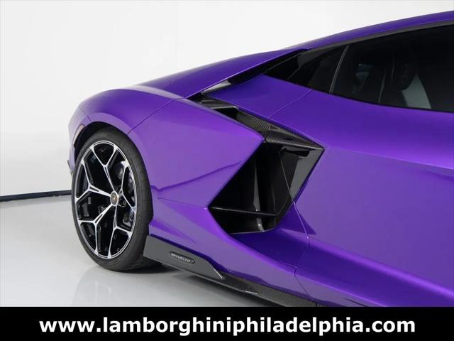 2024 Lamborghini Revuelto Revuelto