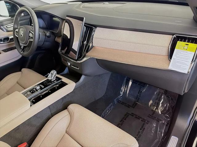 2026 Volvo XC90 Plug-In Hybrid Ultra, T8 AWD, Electric/Gasoline, Bright, 7 Seats