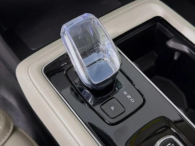 2026 Volvo XC90 Plug-In Hybrid Ultra, T8 AWD, Electric/Gasoline, Bright, 7 Seats