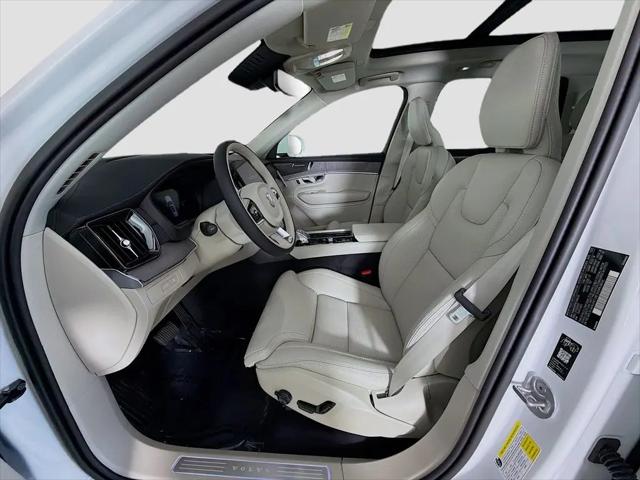 2026 Volvo XC90 Plug-In Hybrid Ultra, T8 AWD, Electric/Gasoline, Bright, 7 Seats