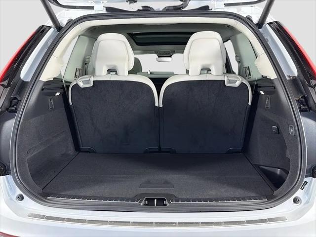 2026 Volvo XC90 Plug-In Hybrid Ultra, T8 AWD, Electric/Gasoline, Bright, 7 Seats
