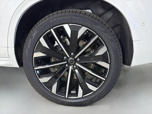 2026 Volvo XC90 Plug-In Hybrid Ultra, T8 AWD, Electric/Gasoline, Bright, 7 Seats