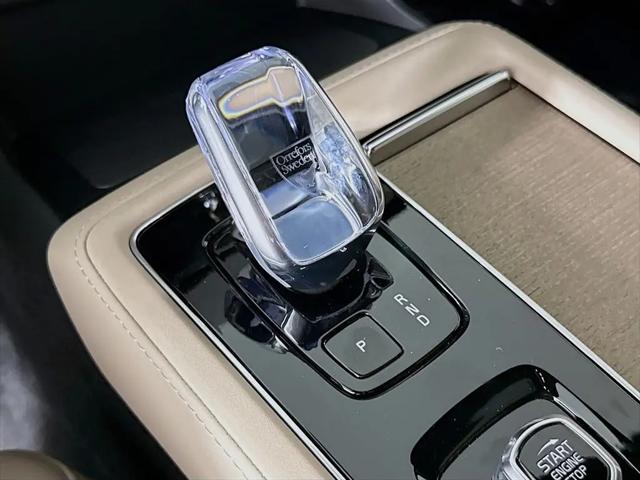 2026 Volvo XC90 Plug-In Hybrid Plus, T8 AWD, Electric/Gasoline, Bright, 7 Seats