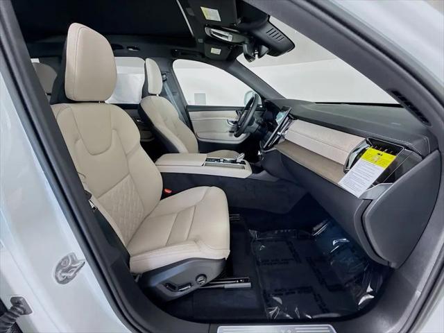 2026 Volvo XC90 Plug-In Hybrid Plus, T8 AWD, Electric/Gasoline, Bright, 7 Seats