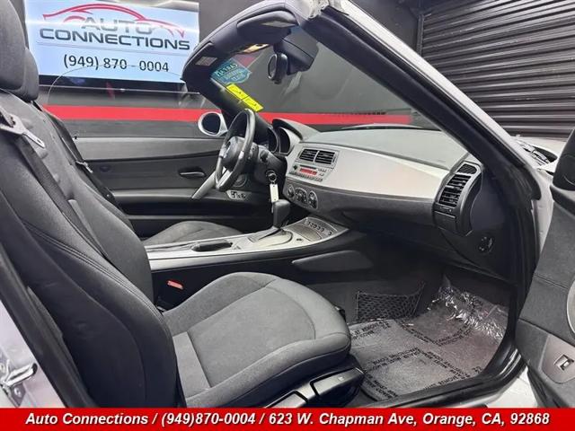 2003 BMW Z4 2.5i