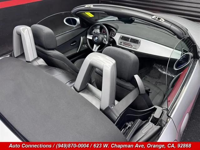 2003 BMW Z4 2.5i