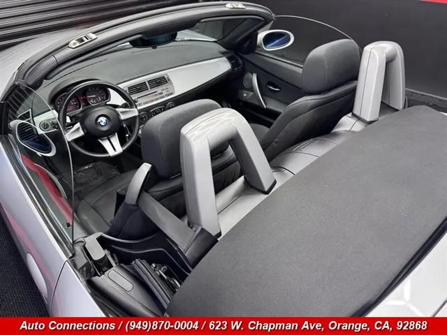 2003 BMW Z4 2.5i