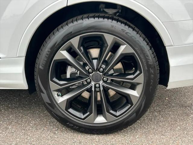2026 Audi Q7 Premium Plus TFSI quattro tiptronic