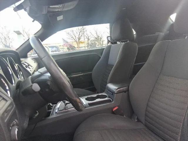 2014 Dodge Challenger SXT