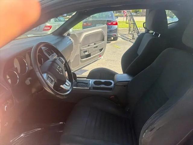 2014 Dodge Challenger SXT