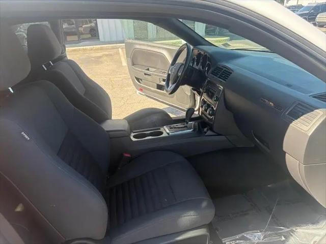 2014 Dodge Challenger SXT