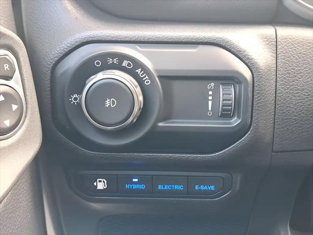 2023 Jeep Wrangler 4xe Sahara 4x4