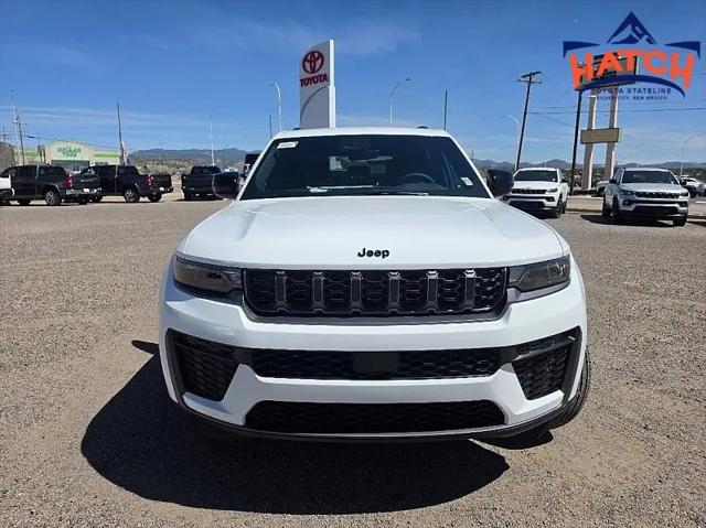 2026 Jeep Grand Cherokee Altitude 4x4