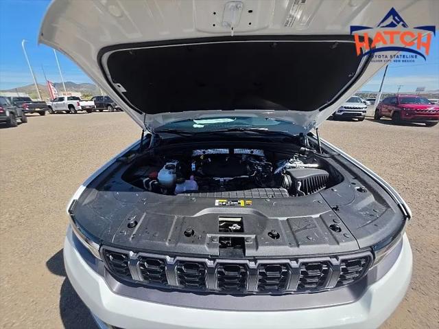 2026 Jeep Grand Cherokee Altitude 4x4