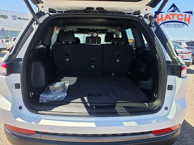 2026 Jeep Grand Cherokee Altitude 4x4