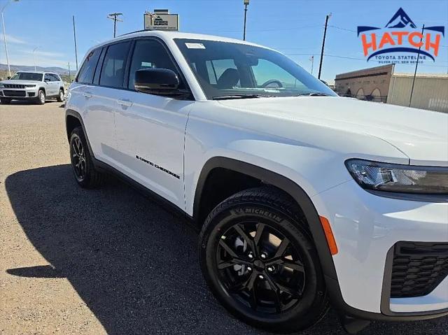 2026 Jeep Grand Cherokee Altitude 4x4