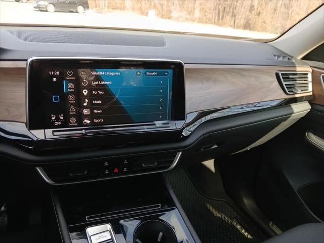 2026 Volkswagen Atlas SE with Technology