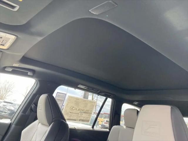 2026 Lexus TX 350 F SPORT Handling