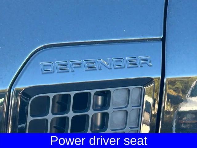 2025 Land Rover Defender 110 P300