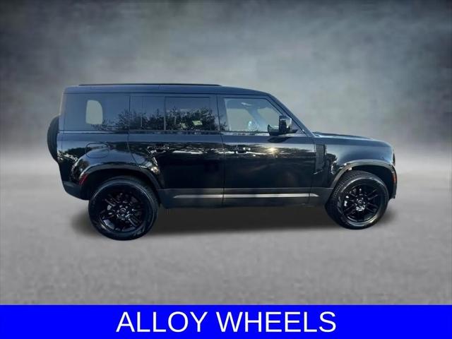 2025 Land Rover Defender 110 P300