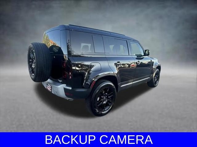 2025 Land Rover Defender 110 P300