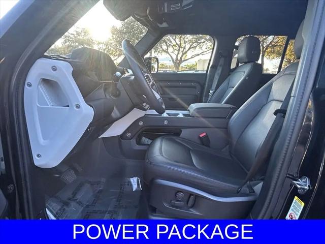 2025 Land Rover Defender 110 P300