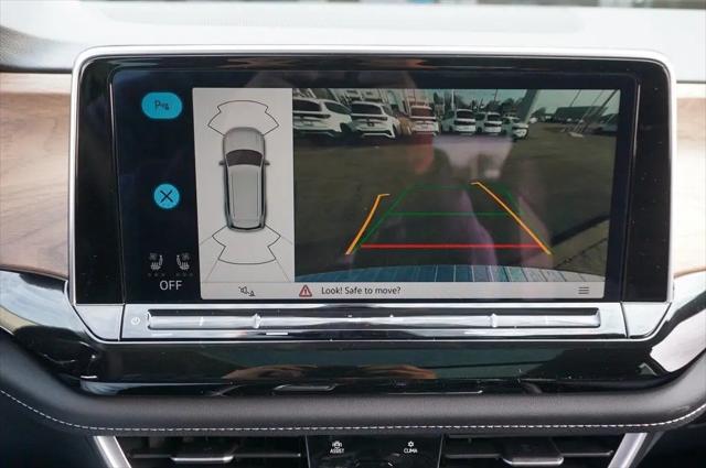 2026 Volkswagen Atlas SE with Technology