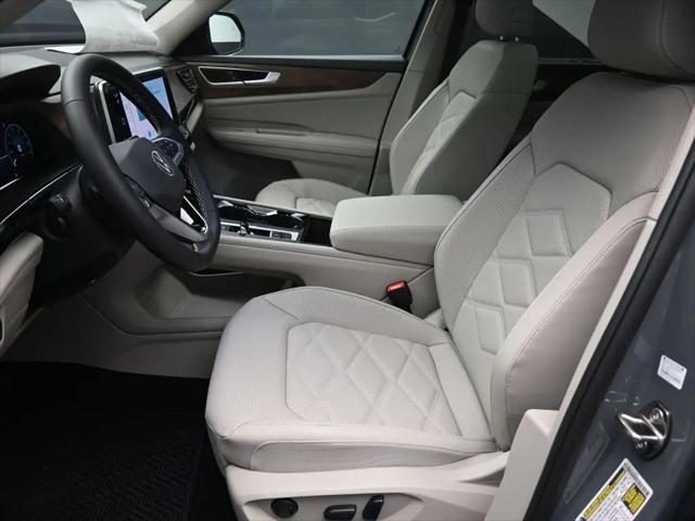 2026 Volkswagen Atlas SE with Technology
