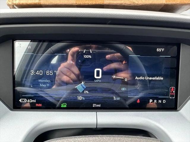 2027 Chevrolet Bolt RS FWD