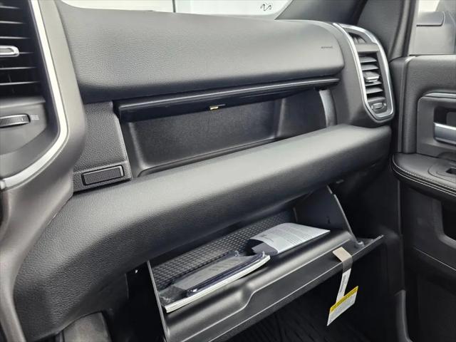 2026 Ram 3500 Big Horn Crew Cab 4x4 8' Box
