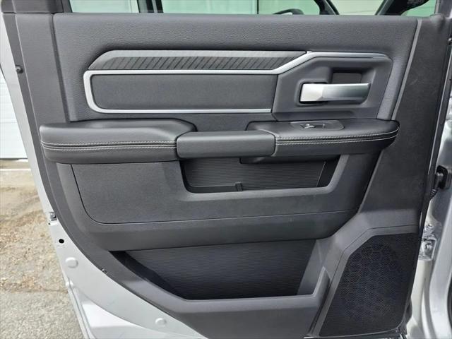 2026 Ram 3500 Big Horn Crew Cab 4x4 8' Box