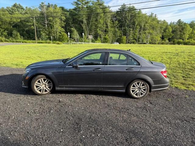 2011 Mercedes-Benz C-CLASS C 300 Luxury 4MATIC