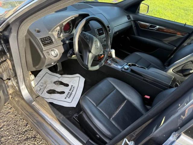2011 Mercedes-Benz C-CLASS C 300 Luxury 4MATIC