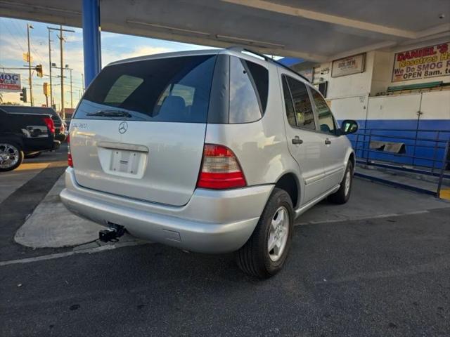 2000 Mercedes-Benz ML 320 ML 320