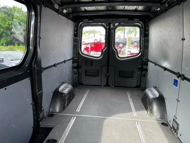 2013 Mercedes-Benz Sprinter 2500 Normal Roof