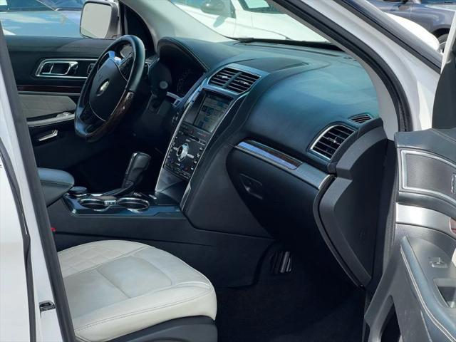 2017 Ford Explorer Platinum