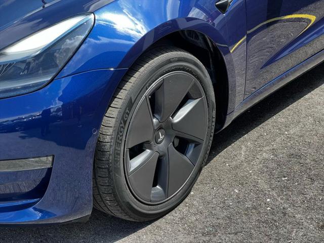 2022 Tesla Model 3 Rear-Wheel Drive