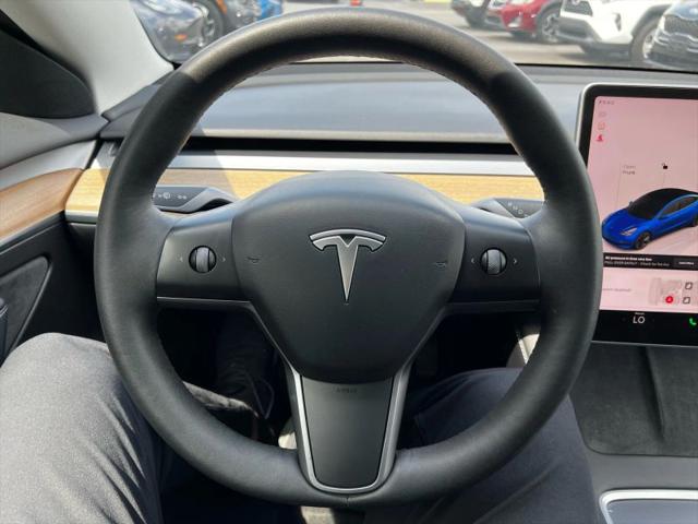 2022 Tesla Model 3 Rear-Wheel Drive