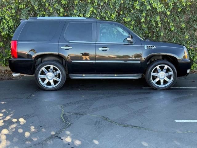 2010 Cadillac Escalade Luxury