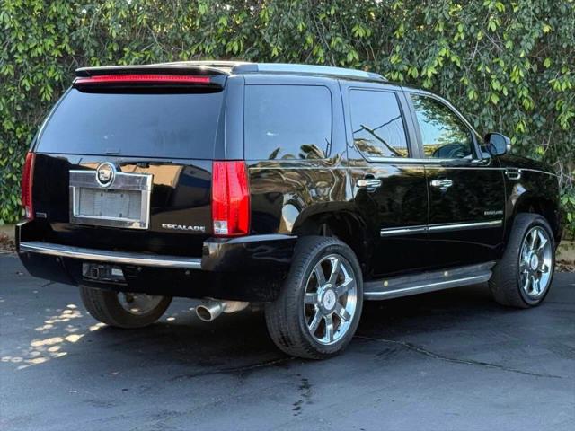2010 Cadillac Escalade Luxury