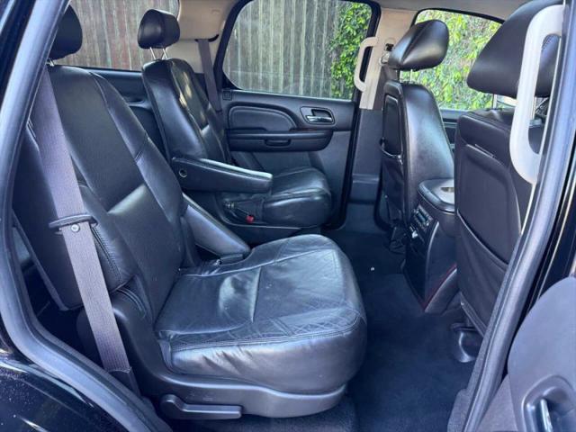 2010 Cadillac Escalade Luxury