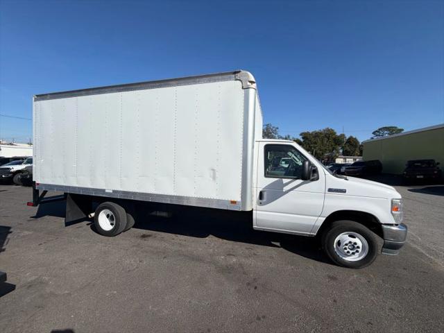 2021 Ford E-450 Cutaway Base