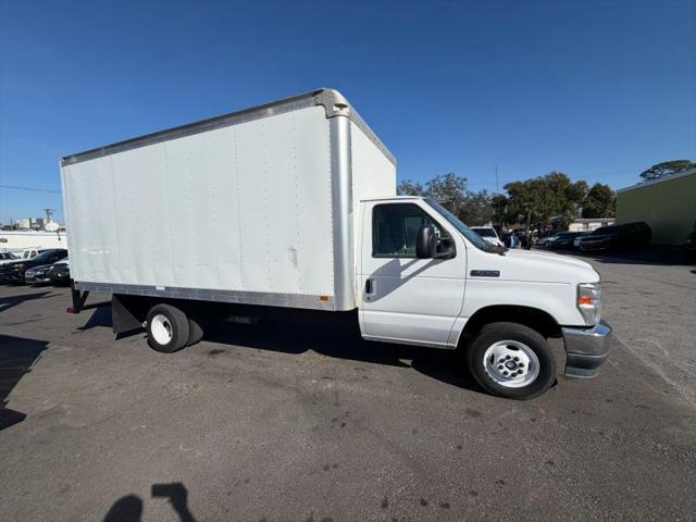 2021 Ford E-450 Cutaway Base