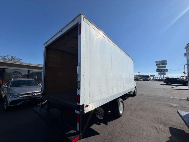 2021 Ford E-450 Cutaway Base