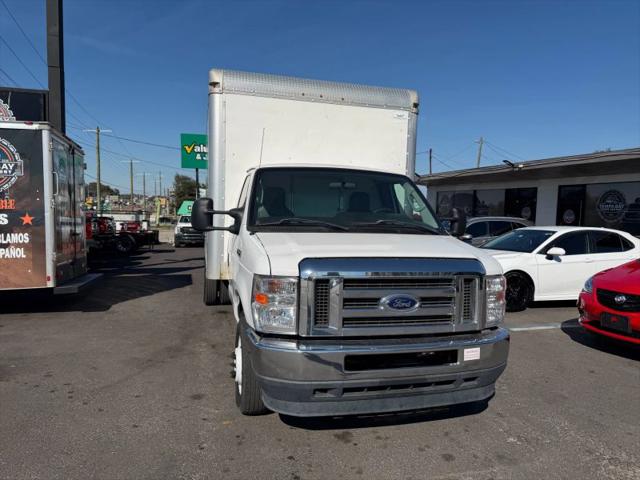 2021 Ford E-450 Cutaway Base