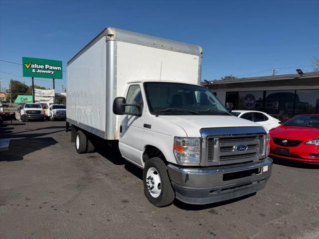 2021 Ford E-450 Cutaway Base