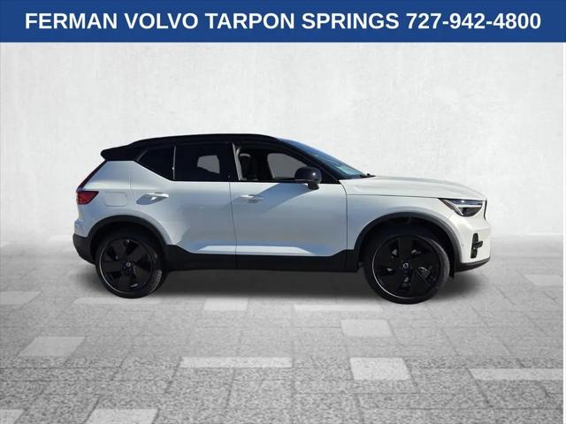 2026 Volvo XC40 Black Edition Ultra, B5 AWD Gas (mild hybrid)